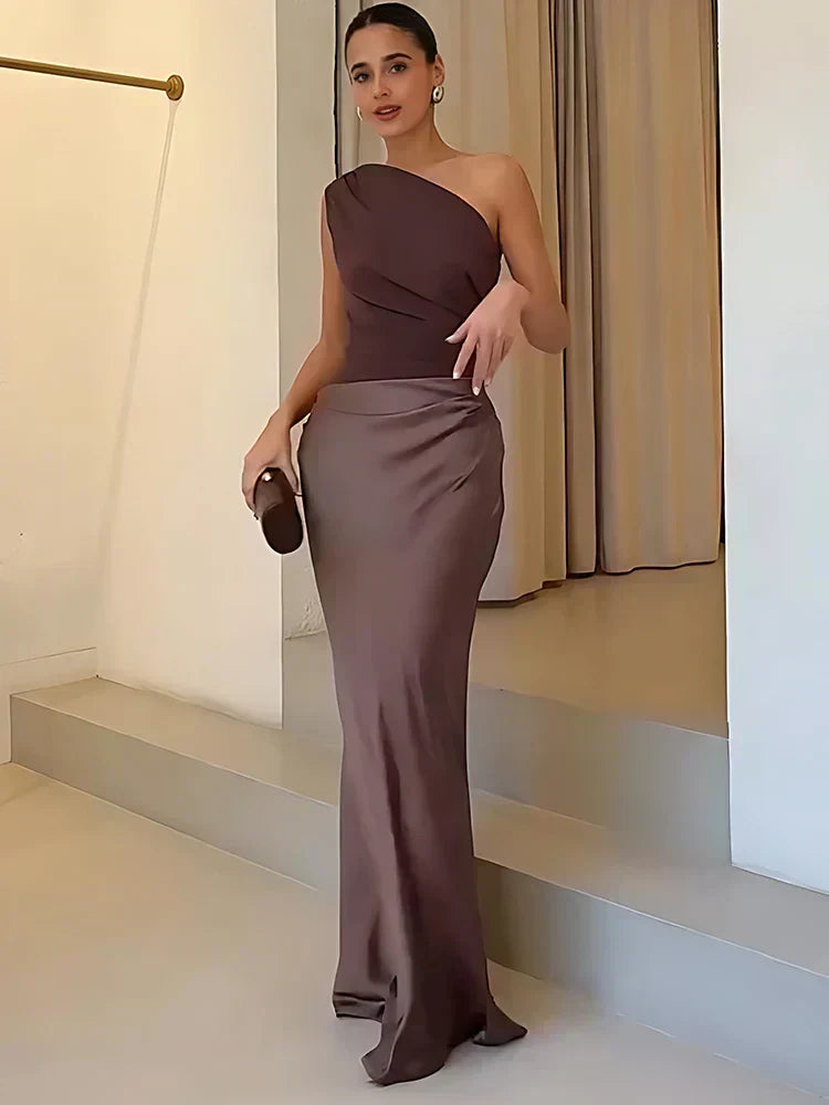 Luna™ | Maxi Dress with a Gilt in Satin